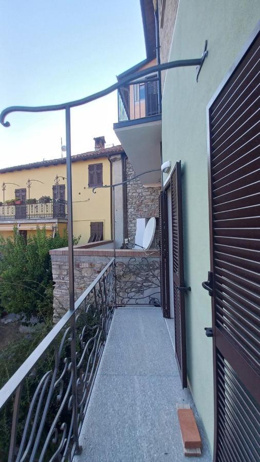 La Maison Du Chateau Apartment Cremolino